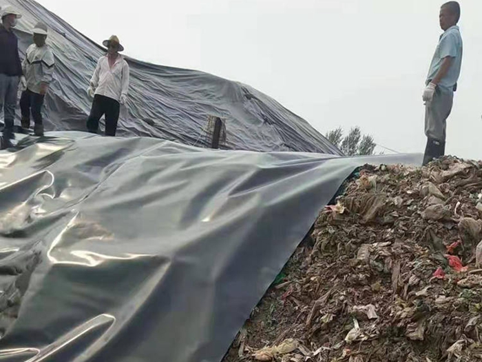 在垃圾填埋場中采用什么規(guī)格的土工膜?